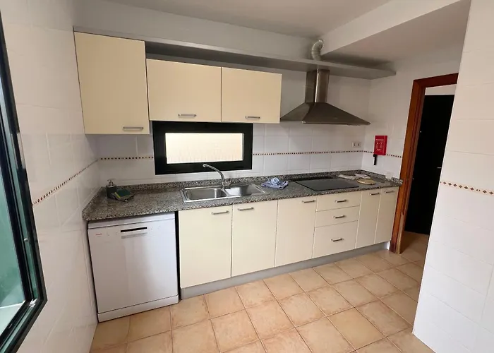 Anahi Homes Corralejo- Dracaena 16 *