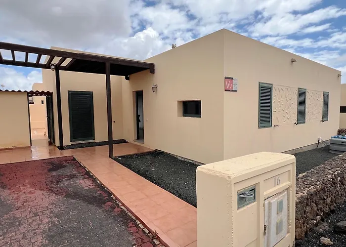 Anahi Homes Corralejo- Dracaena 16